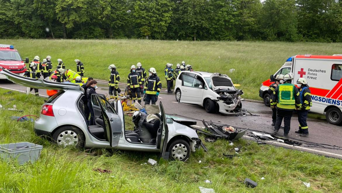 Schwerer Unfall auf der B 293 zwischen Bretten-Diedelsheim und Dürrenbüchig