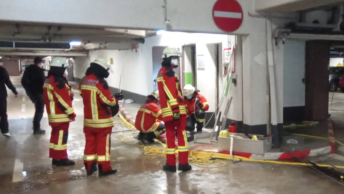 Dehnfugenbrand in der Tiefgarage des Bürgerzentrums in Bruchsal