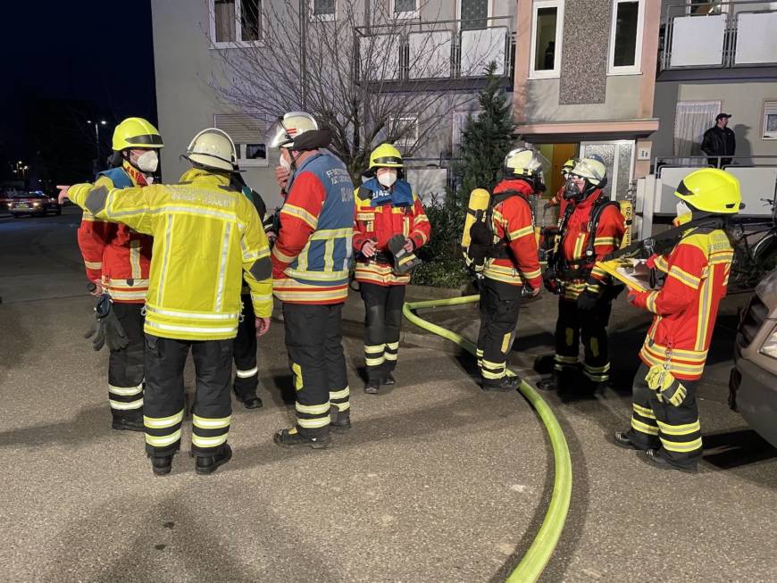 Wohnungsbrand in Mehrfamilienhaus