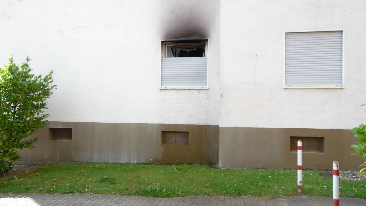 Wohnung nach Küchenbrand in Hochhaus nicht mehr bewohnbar